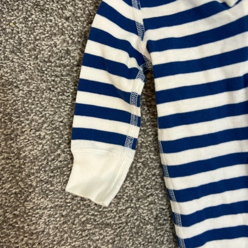 Hanna Andersson Blue and White Striped Kids One Piece pajamas 6-9 months